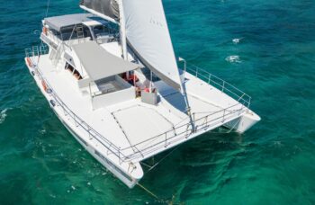 Парусный катамаран фото №3