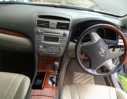 Toyota Camry 2.0, 2012