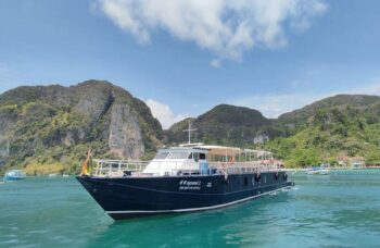 Пхи Пхи на пароме фото №2