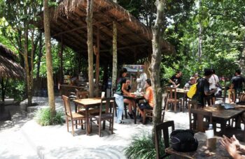 Flying Hanuman фото №3