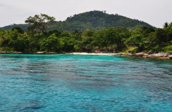 Берег и море фото №3